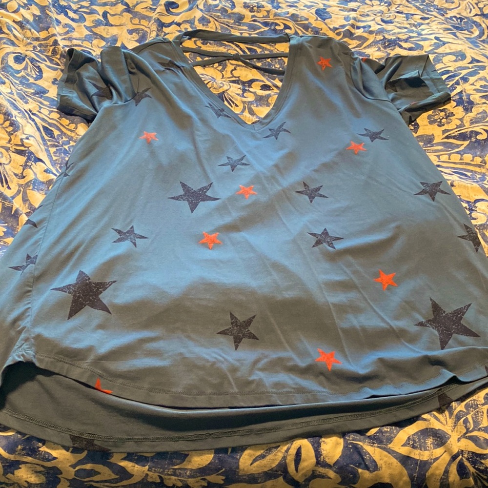 Blue stars oversized tee. Worn once. Soft material with super cute low back